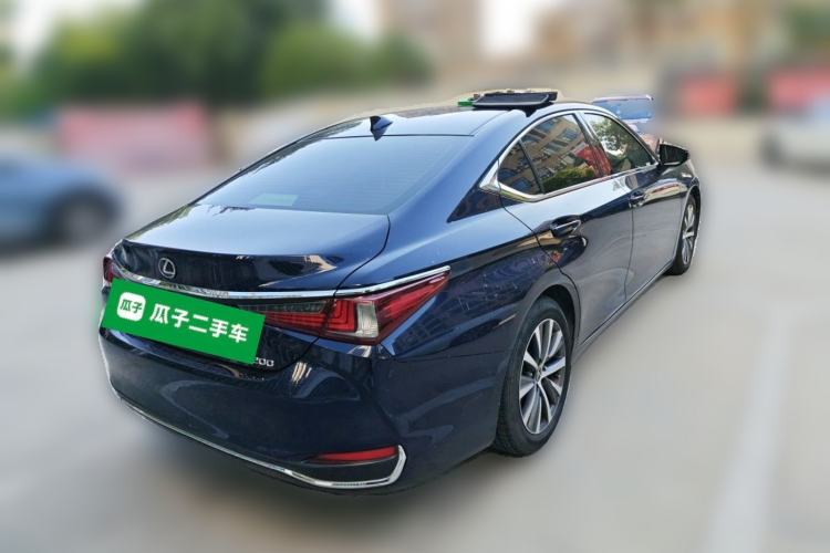 Used Lexus ES 2018 200 Excellence Edition China V Standard Rear Right 45 Deg