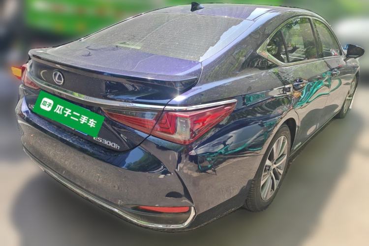 Used Lexus ES 2018 300h Premier Edition China V Standard Rear Right 45 Deg