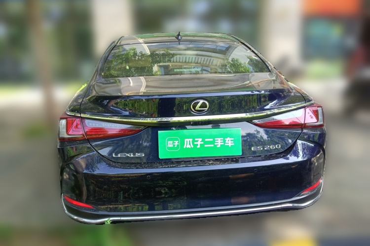 Used Lexus ES 2018 200 Excellence Edition China V Standard Rear