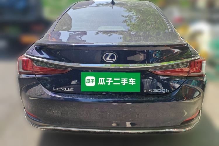 Used Lexus ES 2018 300h Premier Edition China V Standard Rear