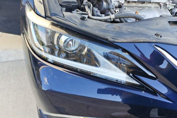 Used Lexus ES 2018 200 Excellence Edition China V Standard Right Front Headlight