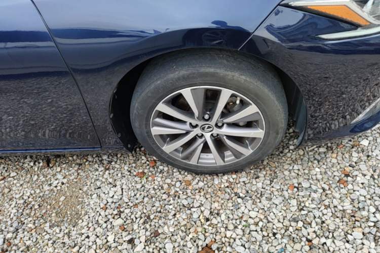 Used Lexus ES 2018 300h Premier Edition China V Standard Right Front Wheel Hub