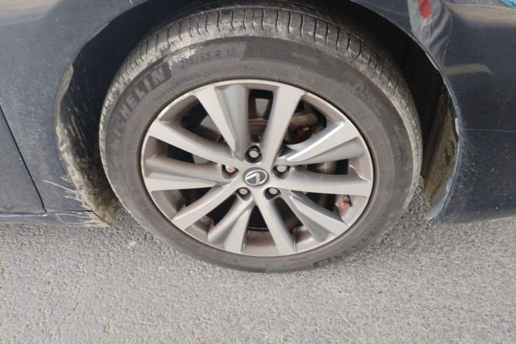 Used Lexus ES 2018 200 Luxury Edition China V Standard Right Front Wheel Hub