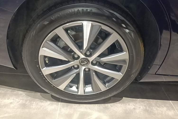 Used Lexus ES 2018 200 Excellence Edition China V Standard Right Rear Wheel Hub