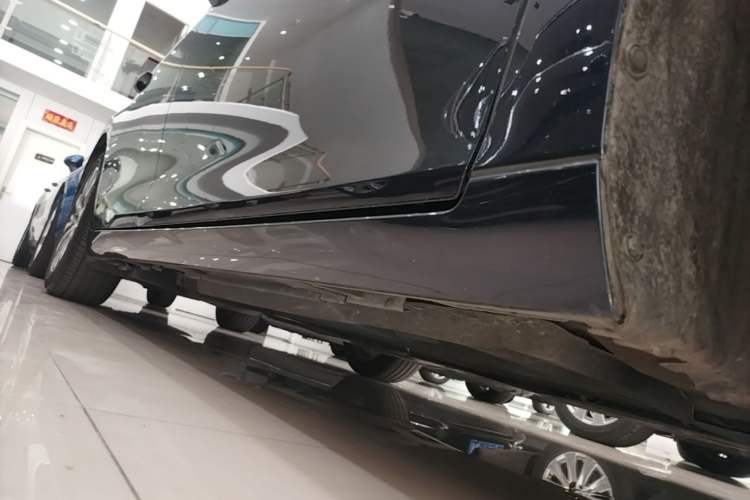 Used Lexus ES 2018 200 Excellence Edition China V Standard Right Side Sill