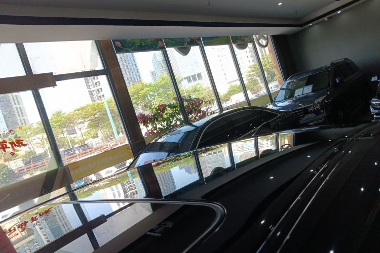 Used Lexus ES 2018 300h Premier Edition China VI Standard Roof