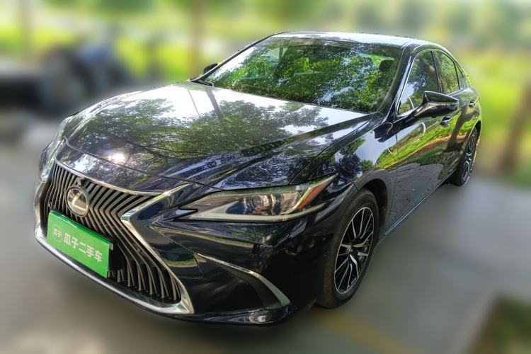 Used Lexus ES 2018 200 Excellence Edition China V Standard Guazi used car, China used car export, Used car for sale, Used  cars, Cheapest cars for sale