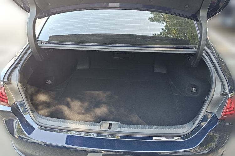 Used Lexus ES 2018 200 Excellence Edition China V Standard Trunk