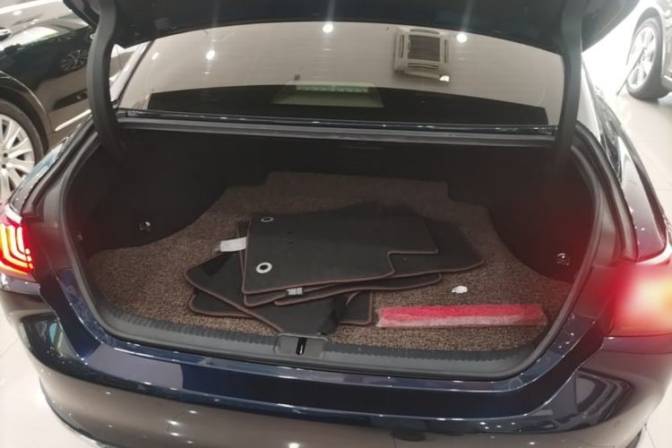 Used Lexus ES 2018 200 Excellence Edition China V Standard Trunk