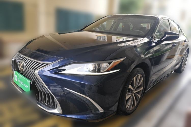 Used Lexus ES 2018 200 Excellence Edition China V Standard Guazi used car, China used car export, Used car for sale, Used  cars, Cheapest cars for sale