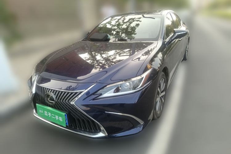Used Lexus ES 2018 200 Excellence Edition China VI Standard Guazi used car, China used car export, Used car for sale, Used cars, Cheapest cars for sale