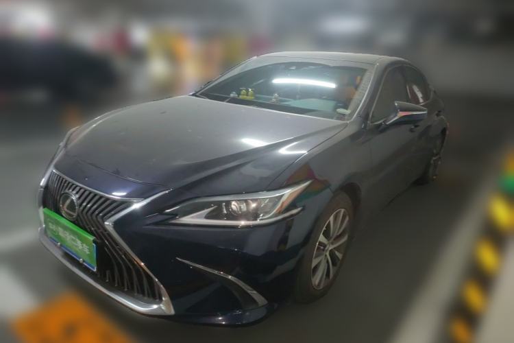 Gebrauchter Lexus ES 2018 200 Excellence Edition China V Standard Guazi used car, China used car export, Used car for sale, Used cars, Cheapest cars for sale