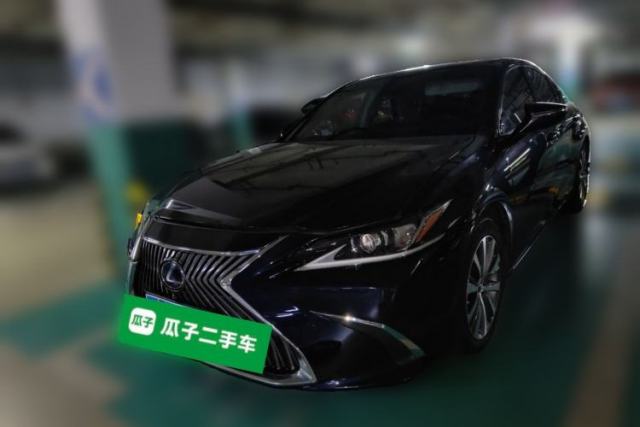 Used Lexus ES 2018 300h Premier Edition China VI Standard