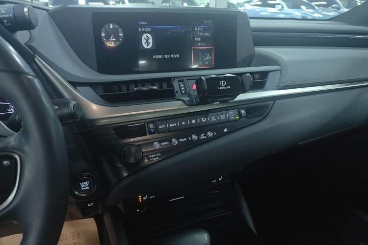 Used Lexus ES 2018 200 Excellence Edition China V Standard Audio And AC Panel