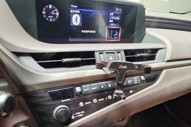 Used Lexus ES 2018 200 Excellence Edition China V Standard Audio And AC Panel