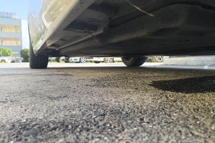 Used Lexus ES 2018 300h Premier Edition China VI Standard Chassis Front Right