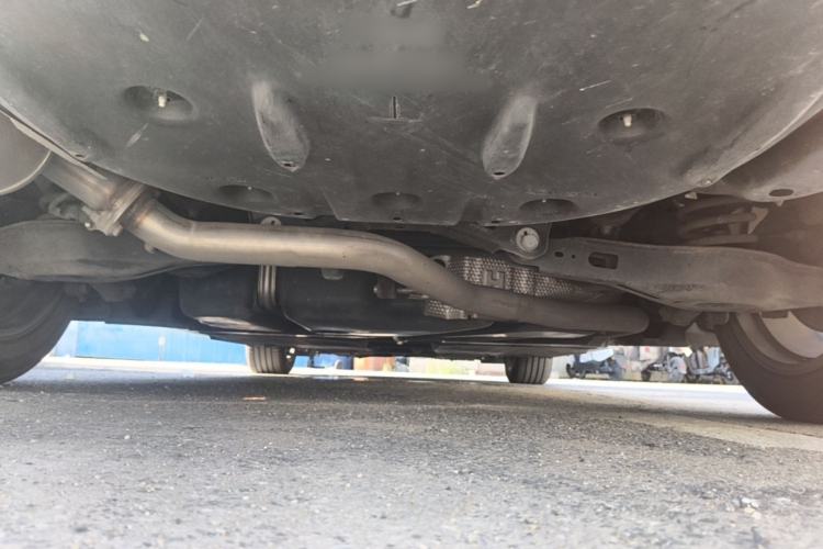 Used Lexus ES 2018 300h Premier Edition China VI Standard Chassis Rear