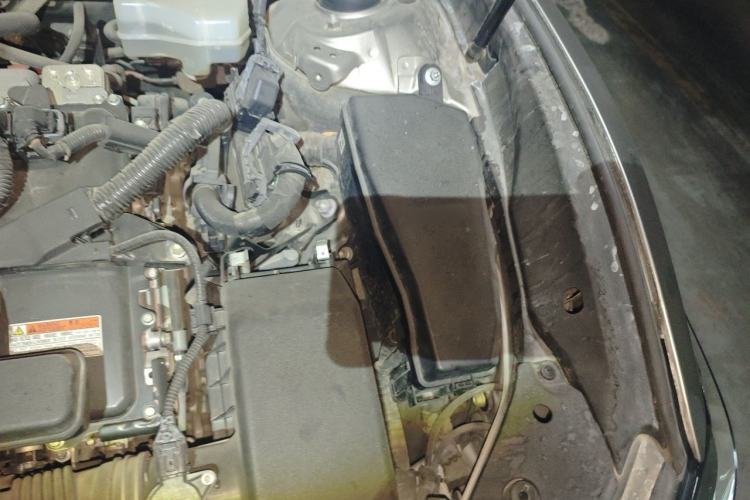 Used Lexus ES 2018 300h Premier Edition China V Standard Engine Bay Left