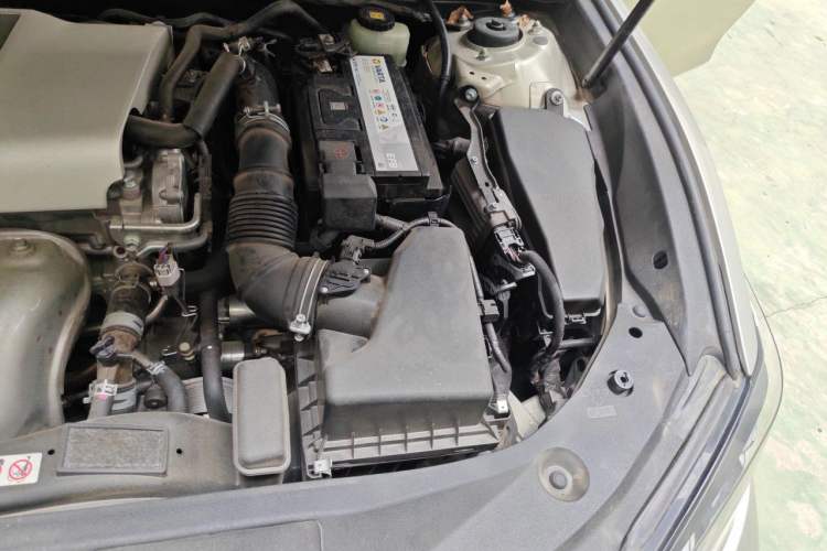 Used Lexus ES 2018 200 Excellence Edition China V Standard Engine Bay Left