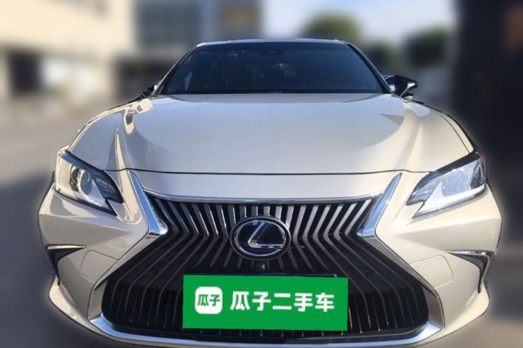 Used Lexus ES 2018 300h Premier Edition China VI Standard Front