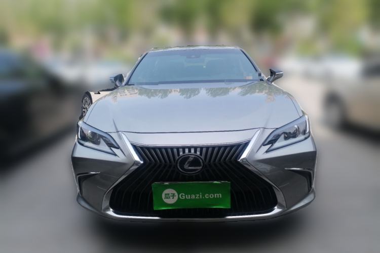 Used Lexus ES 2018 300h Premier Edition China VI Standard Front