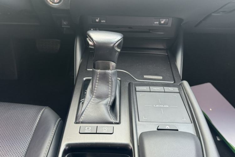 Used Lexus ES 2018 200 Excellence Edition China V Standard Gear Lever