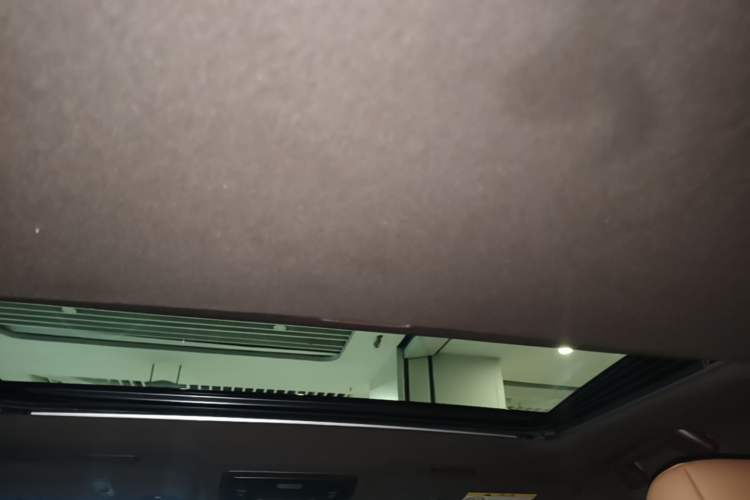Used Lexus ES 2018 300h Premier Edition China V Standard Headliner