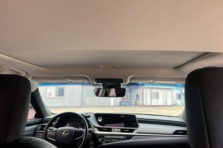 Used Lexus ES 2018 200 Excellence Edition China V Standard Headliner