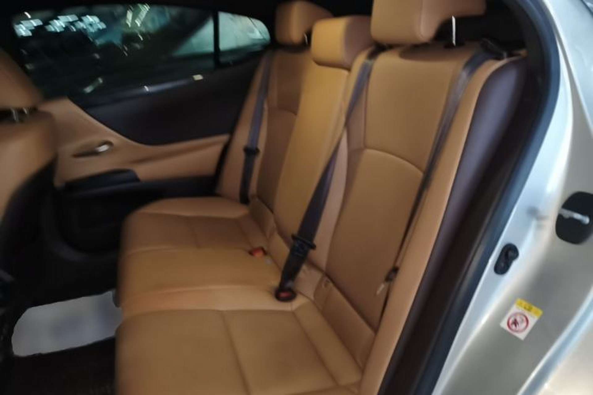 Used Lexus ES 2018 300h Premier Edition China V Standard Left Rear Seat