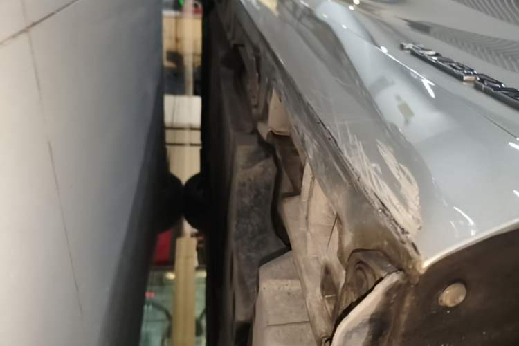 Used Lexus ES 2018 300h Premier Edition China V Standard Left Side Sill
