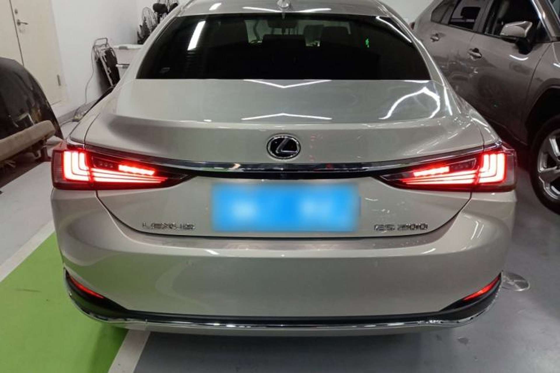 Used Lexus ES 2018 200 Excellence Edition China V Standard Rear