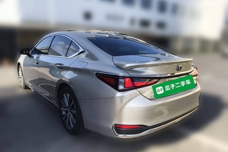 Used Lexus ES 2018 300h Premier Edition China VI Standard Rear Left 45 Deg