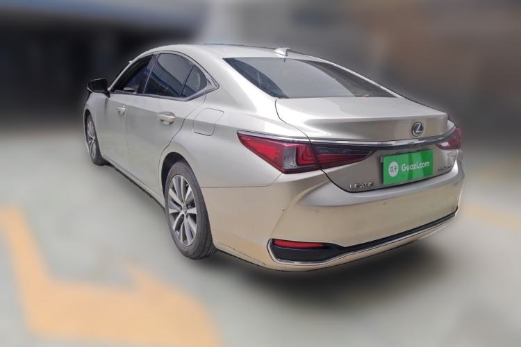 Used Lexus ES 2018 200 Excellence Edition China V Standard Rear Left 45 Deg