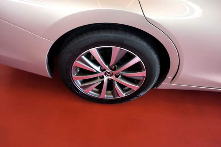 Used Lexus ES 2018 200 Excellence Edition China V Standard Right Rear Wheel Hub