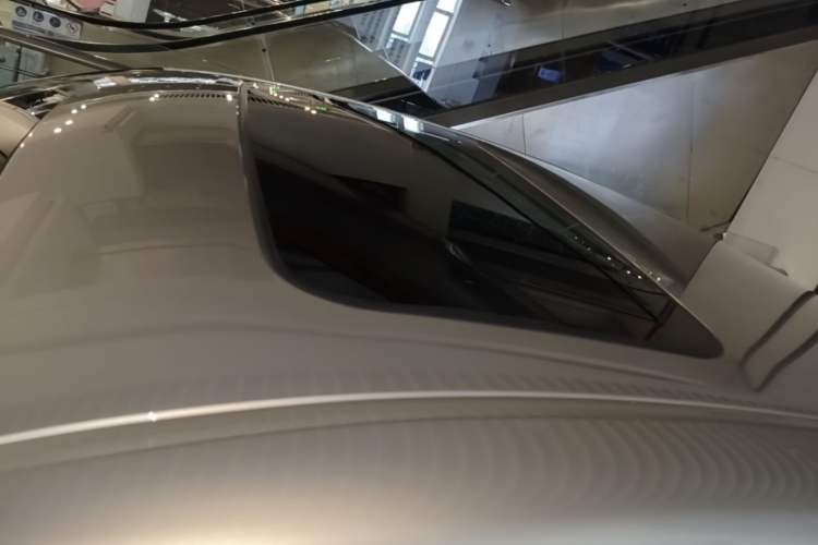 Used Lexus ES 2018 300h Premier Edition China V Standard Roof