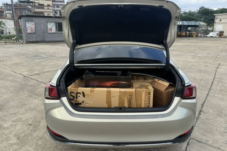 Used Lexus ES 2018 200 Excellence Edition China V Standard Trunk