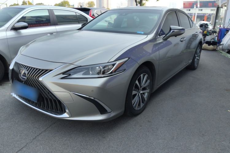 Used Lexus ES 2018 300h Premier Edition China V Standard Guazi used car, China used car export, Used car for sale, Used  cars, Cheapest cars for sale
