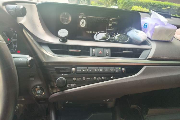 Used Lexus ES 2018 200 Excellence Edition China V Standard Audio And AC Panel
