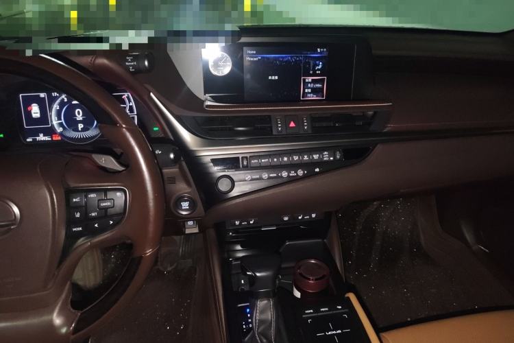 Used Lexus ES 2018 200 Luxury Edition China V Standard Audio And AC Panel