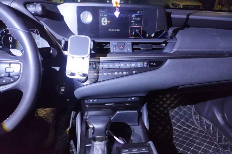 Used Lexus ES 2018 200 Excellence Edition China V Standard Audio And AC Panel