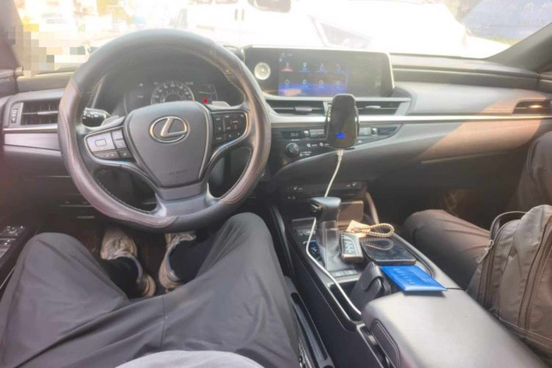 Used Lexus ES 2018 200 Excellence Edition China V Standard Center Console