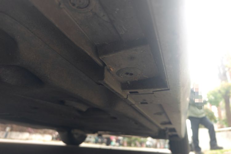 Used Lexus ES 2018 300h Premier Edition China VI Standard Chassis Front Left