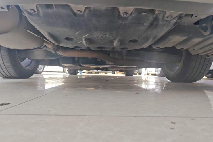 Used Lexus ES 2018 300h Premier Edition China VI Standard Chassis Rear