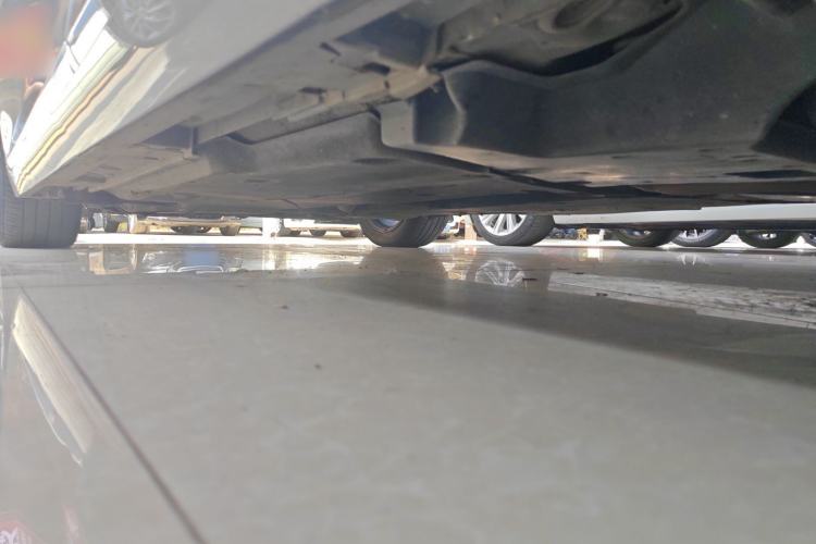 Used Lexus ES 2018 300h Premier Edition China VI Standard Chassis Rear Left