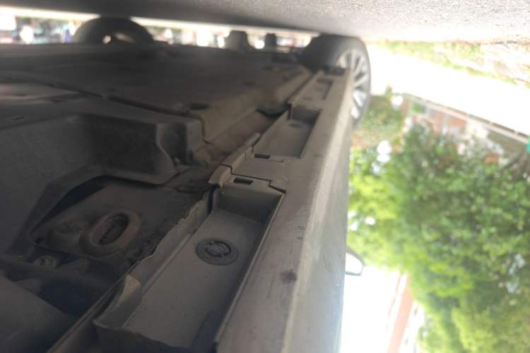Used Lexus ES 2018 300h Premier Edition China VI Standard Chassis Rear Left