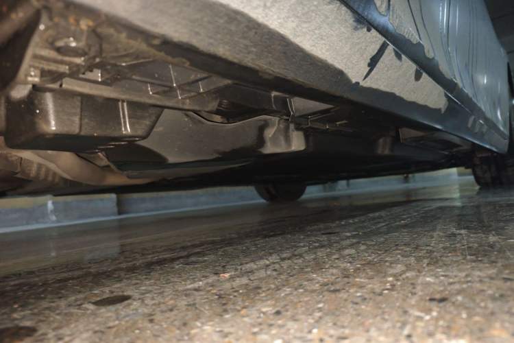 Used Lexus ES 2018 300h Premier Edition China VI Standard Chassis Rear Right