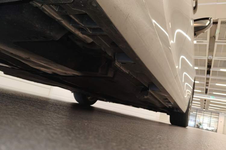 Used Lexus ES 2018 200 Excellence Edition China VI Standard Chassis Rear Right