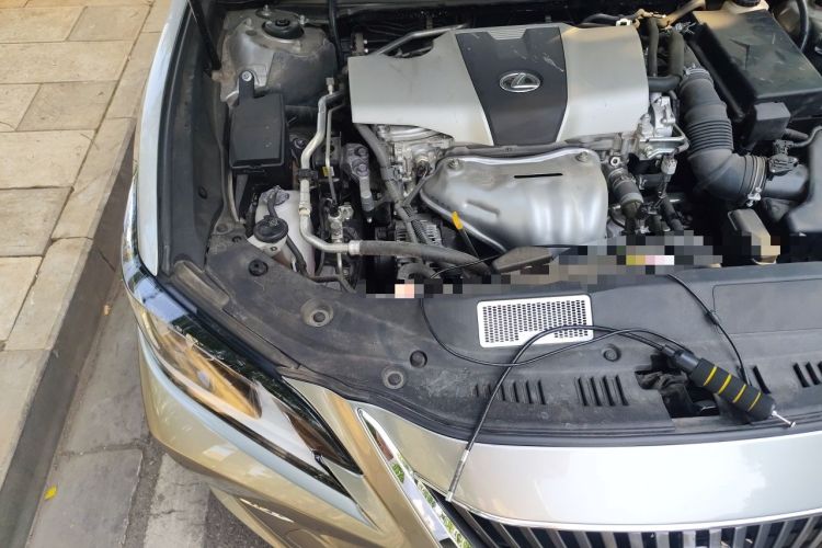 Used Lexus ES 2018 200 Excellence Edition China V Standard Engine Bay Right