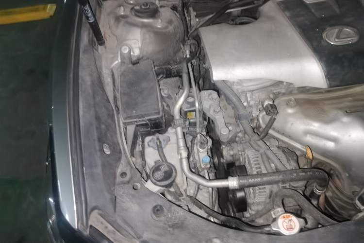 Used Lexus ES 2018 200 Excellence Edition China V Standard Engine Bay Right