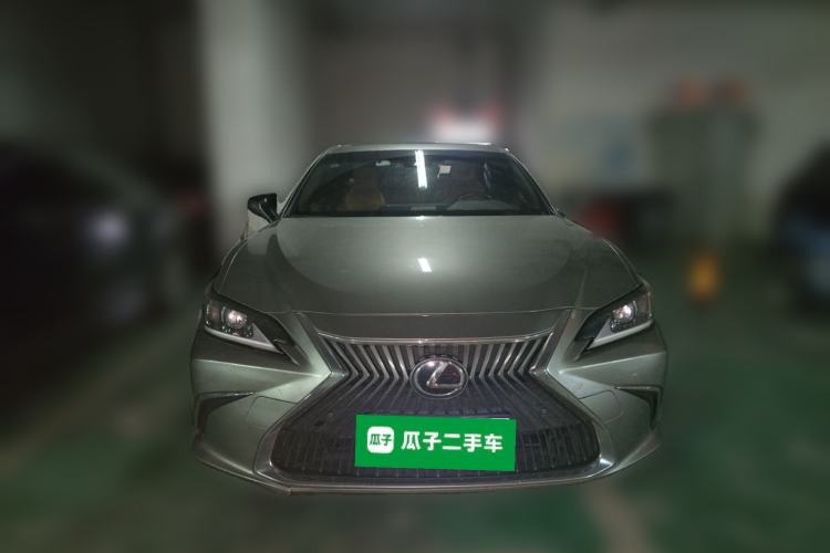 Used Lexus ES 2018 200 Excellence Edition China V Standard Exterior 1